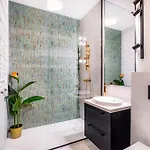 Апартаменти Zamojska 29 - Nowoczesny Premium, Scisle Centrum, Self Check-in